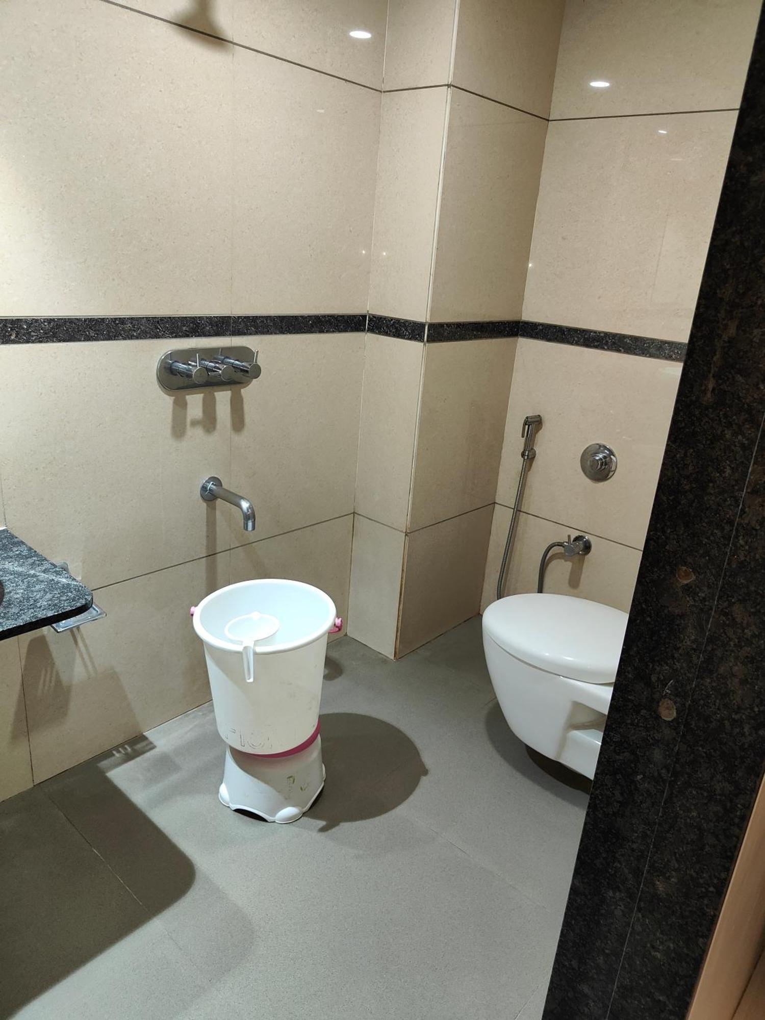 Hotel Sahyog & Rooms Surat Exterior photo